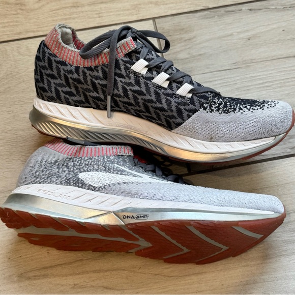 BROOKS Women's Bedlam Running Athletic Shoes - Picture 4 of 9